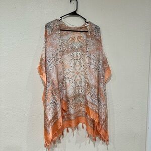 Simply Noelle Peach and Cream Paisley Kimono